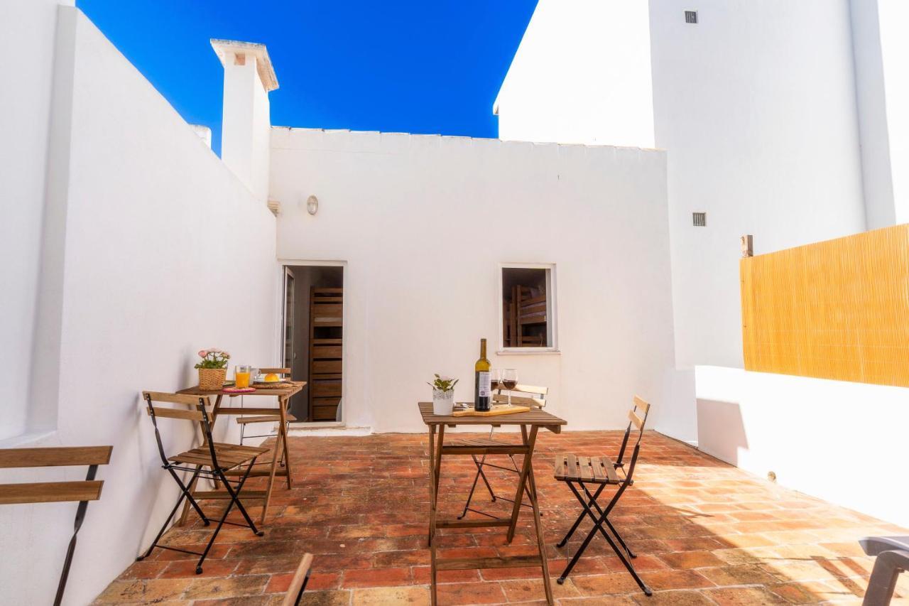 Hostel Female Distrikt Faro